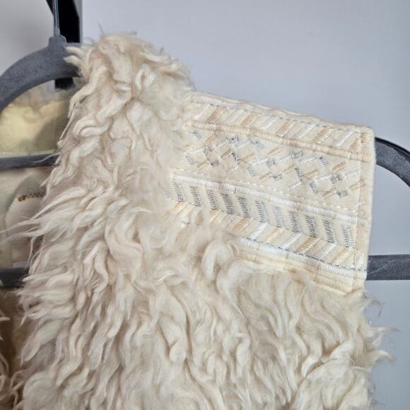 Hei Hei Anthropologie Sherpa Furry Long Line Vest Sweater Layering Western Small - Picture 4 of 10